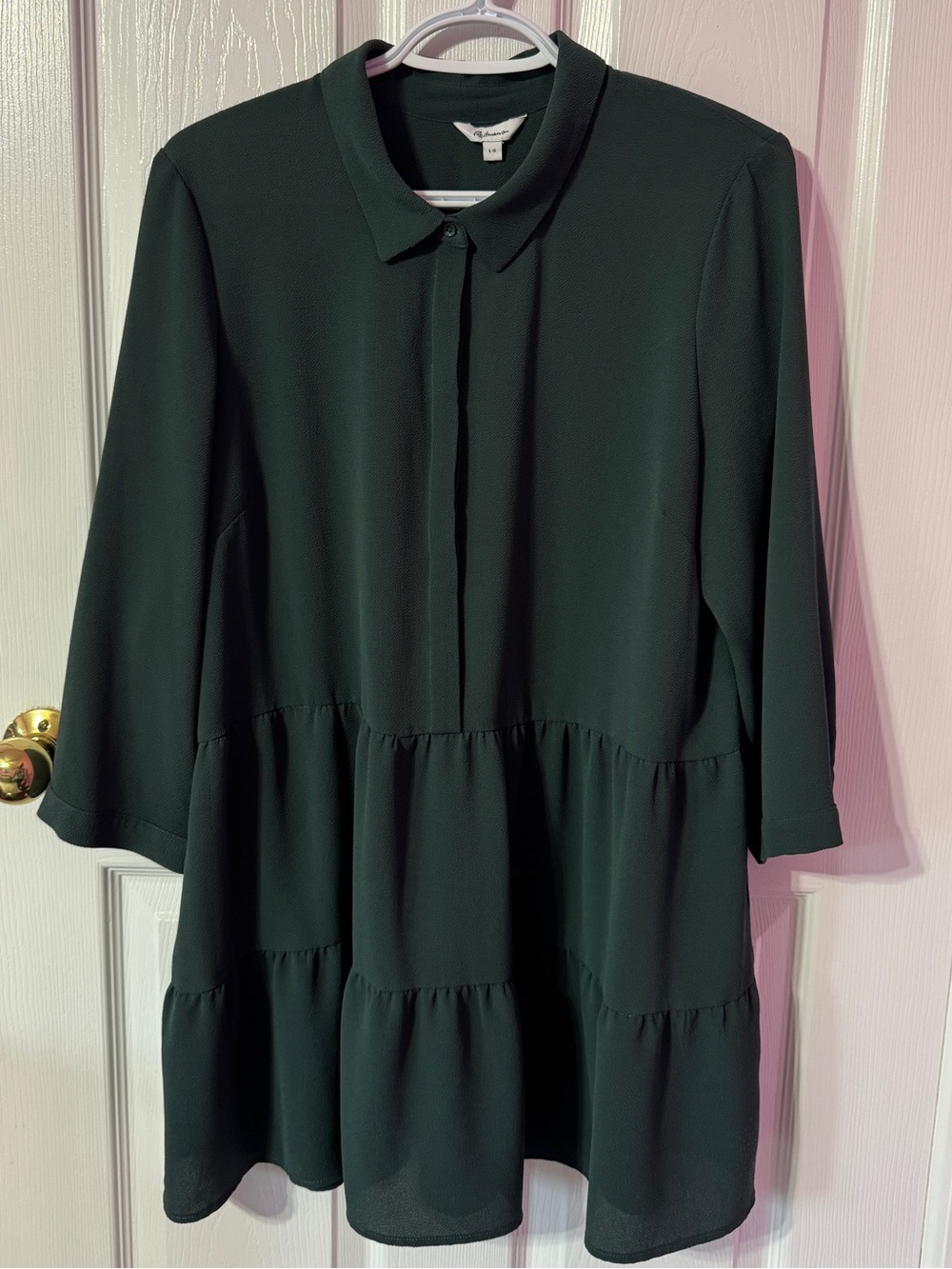 Reitmans Dark Green Tiered Blouse